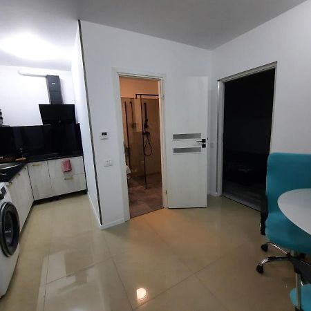 Apartmán House Side By Side Brašov Exteriér fotografie
