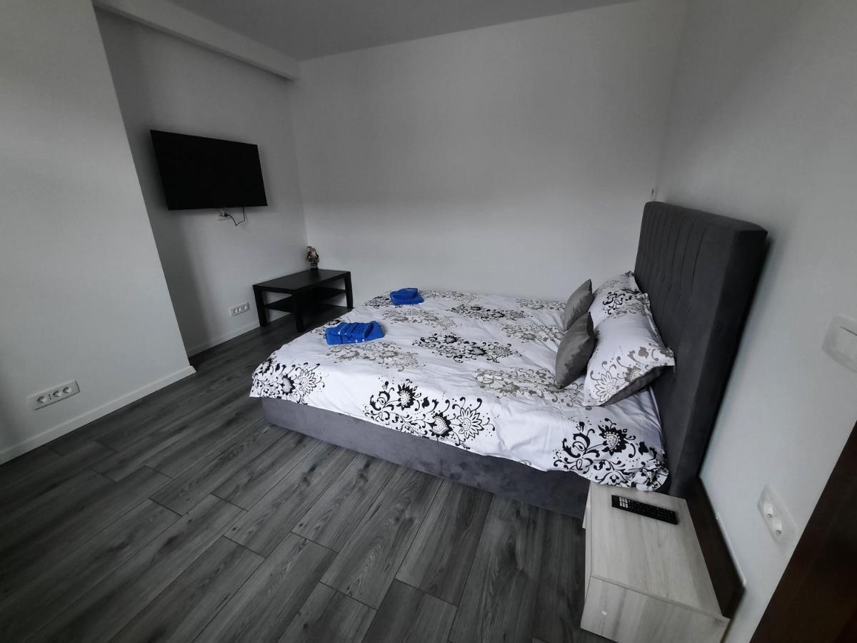 Apartmán House Side By Side Brašov Exteriér fotografie